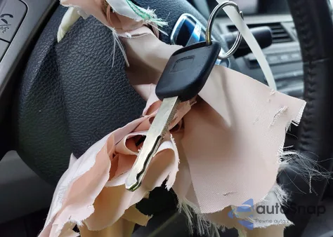 2011 Honda Accord 2.4 Ex-L из США, поврежденный, VIN 1HGCP2F84BA091841